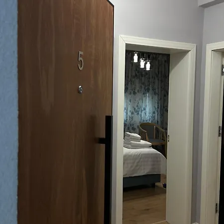 Eja 1 Apartament