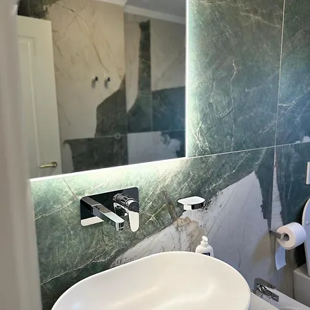 Eja 1 Apartament *